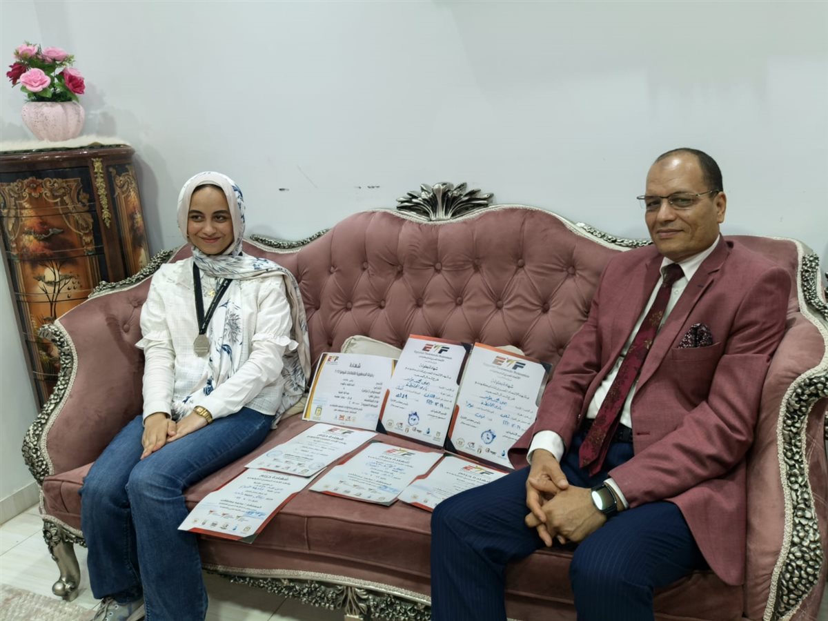 يمنى بنت الفيوم تتألق في التايكوندو وتحصد المركز الثاني جمهوريًا في