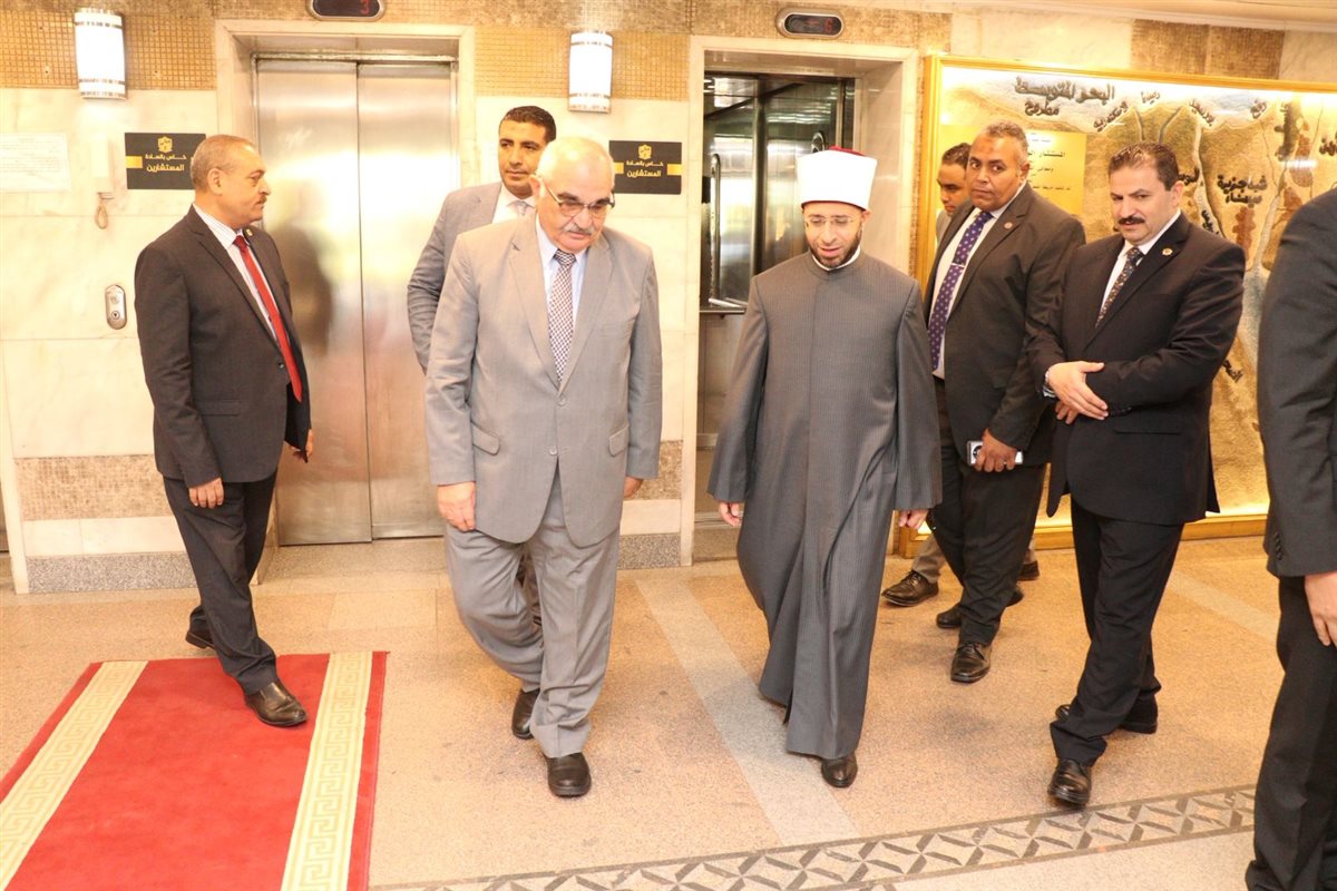 جانب من الزيارة