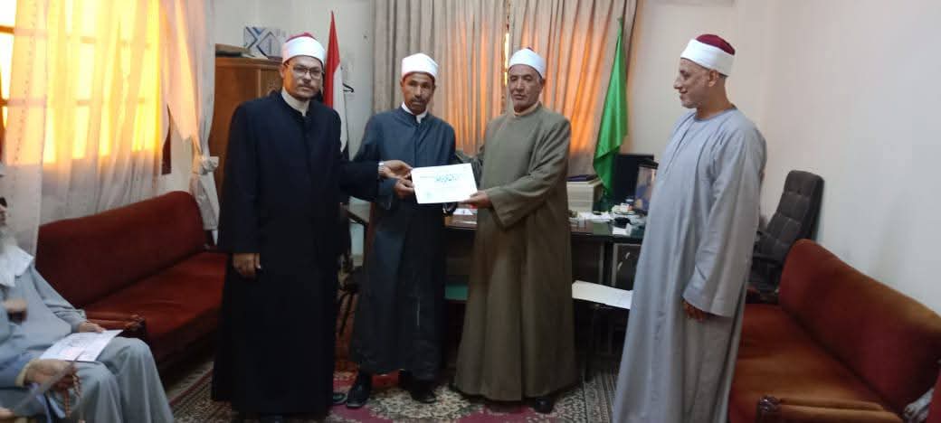أوقاف الفيوم تكرم المتميزين.. ومدير المديرية يدعو إلى التنافس في التحلي بالخلق والانضباط