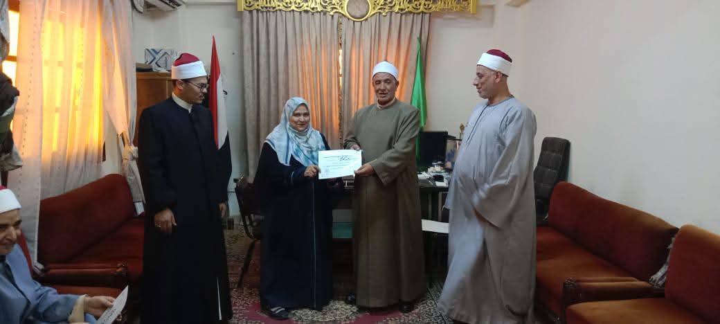 أوقاف الفيوم تكرم المتميزين.. ومدير المديرية يدعو إلى التنافس في التحلي بالخلق والانضباط