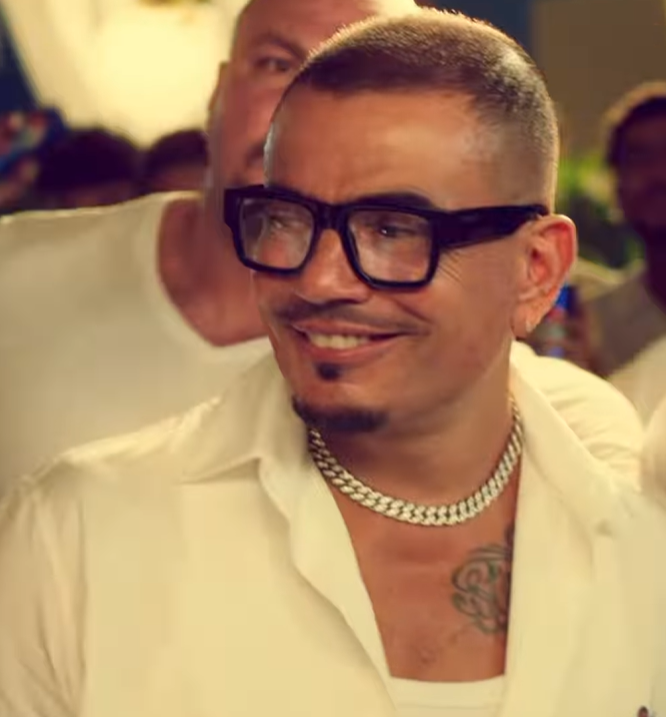 عمرو دياب