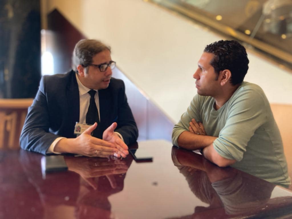 رئيس المجلس الأعلى للمسلمين في ألمانيا عبد الصمد اليزيدي ومحرر نيوز رووم