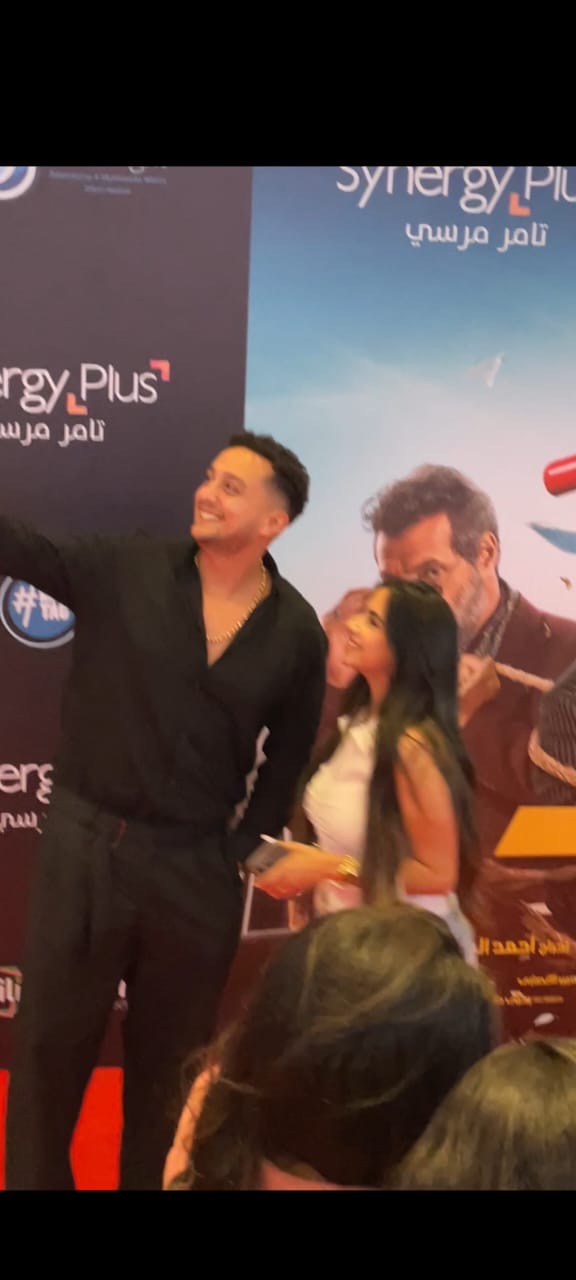 كيرو فوزي وزوجته في العرض الخاص ل فيلم الشاطر