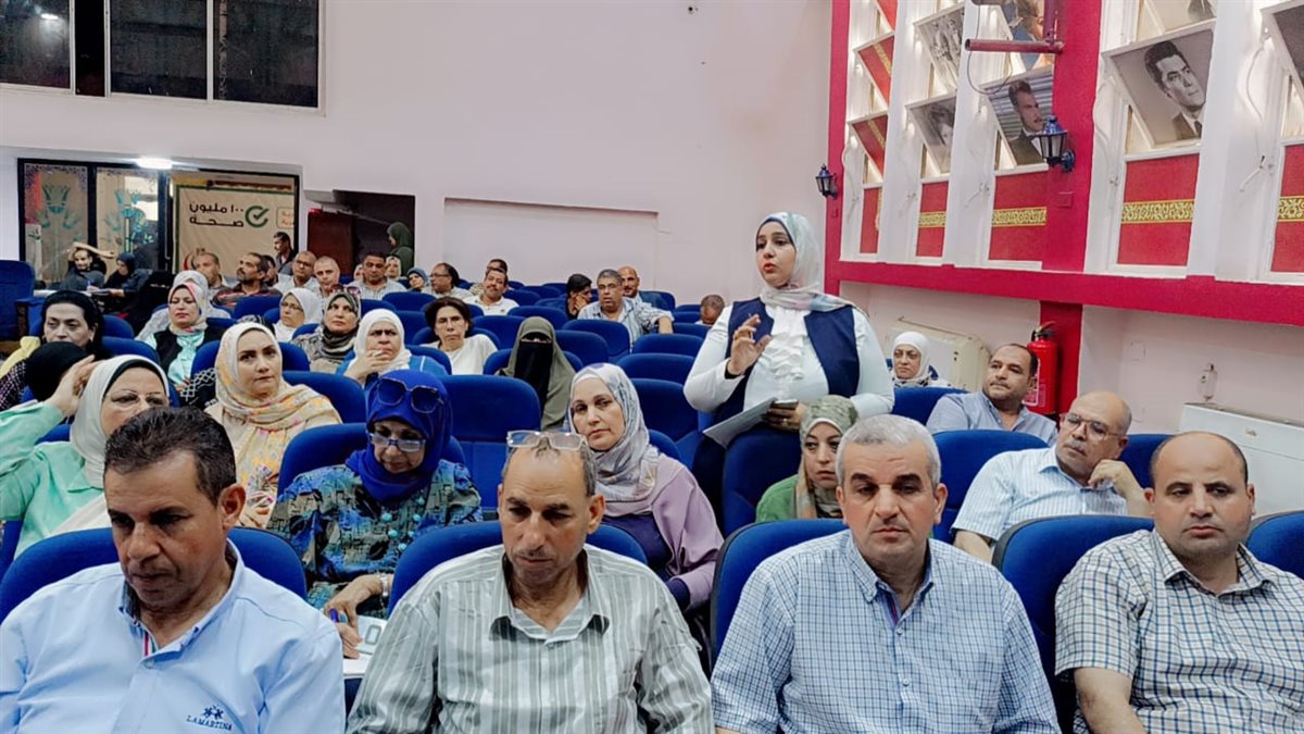 تدريب معلمي اللغة العربية بالفيوم على المنهج المطور التعليم الأساسي 