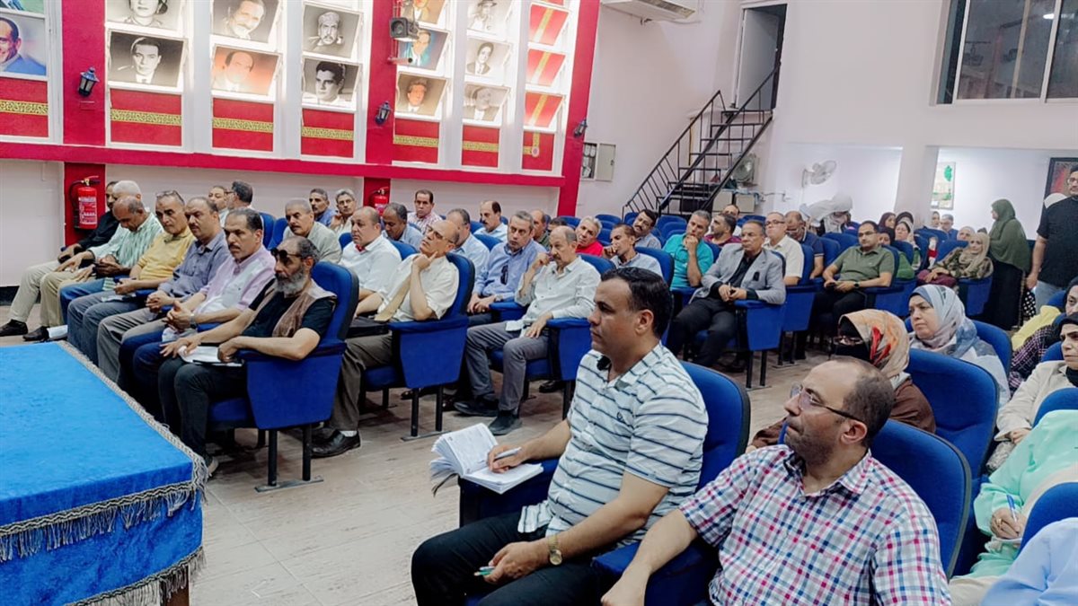 تدريب معلمي اللغة العربية بالفيوم على المنهج المطور التعليم الأساسي 