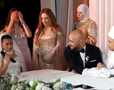 عقد قران الروائي محمد صادق