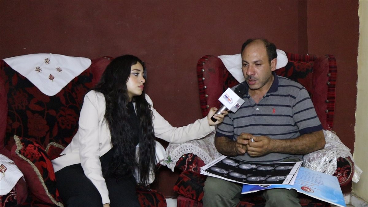 والد الطالب طه ضحية الثانوية العامة مع الإعلامية مارينا إبراهيم <br>
