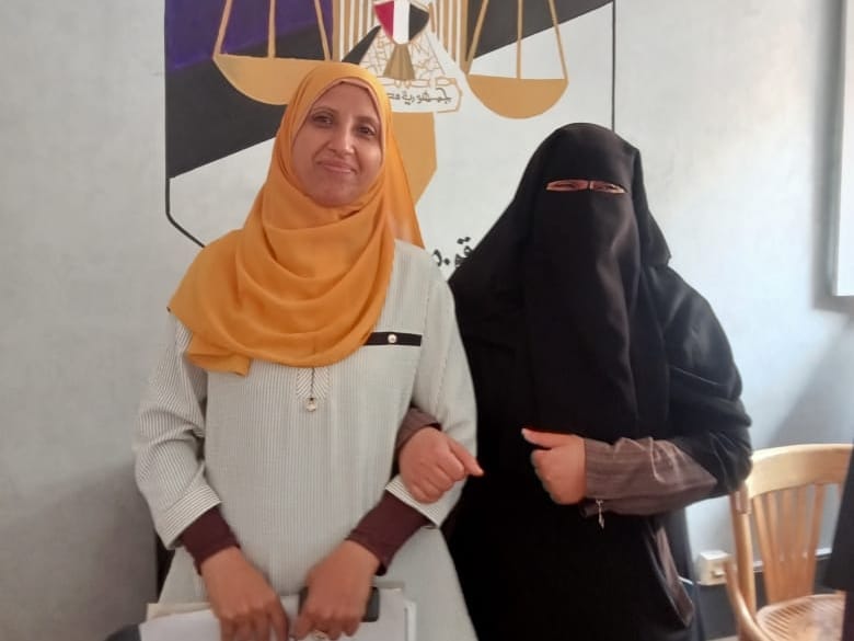 الصور الأولى لمقتل موظفة وزوجها على يد شقيقه بسبب خلافات على منزل في الفيوم