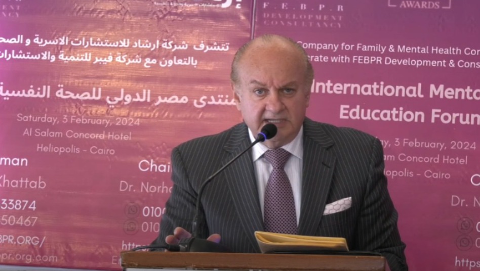 السفير يوسف زادة، مساعد وزير الخارجية الأسبق وعضو المجلس المصري للشئون الخارجية