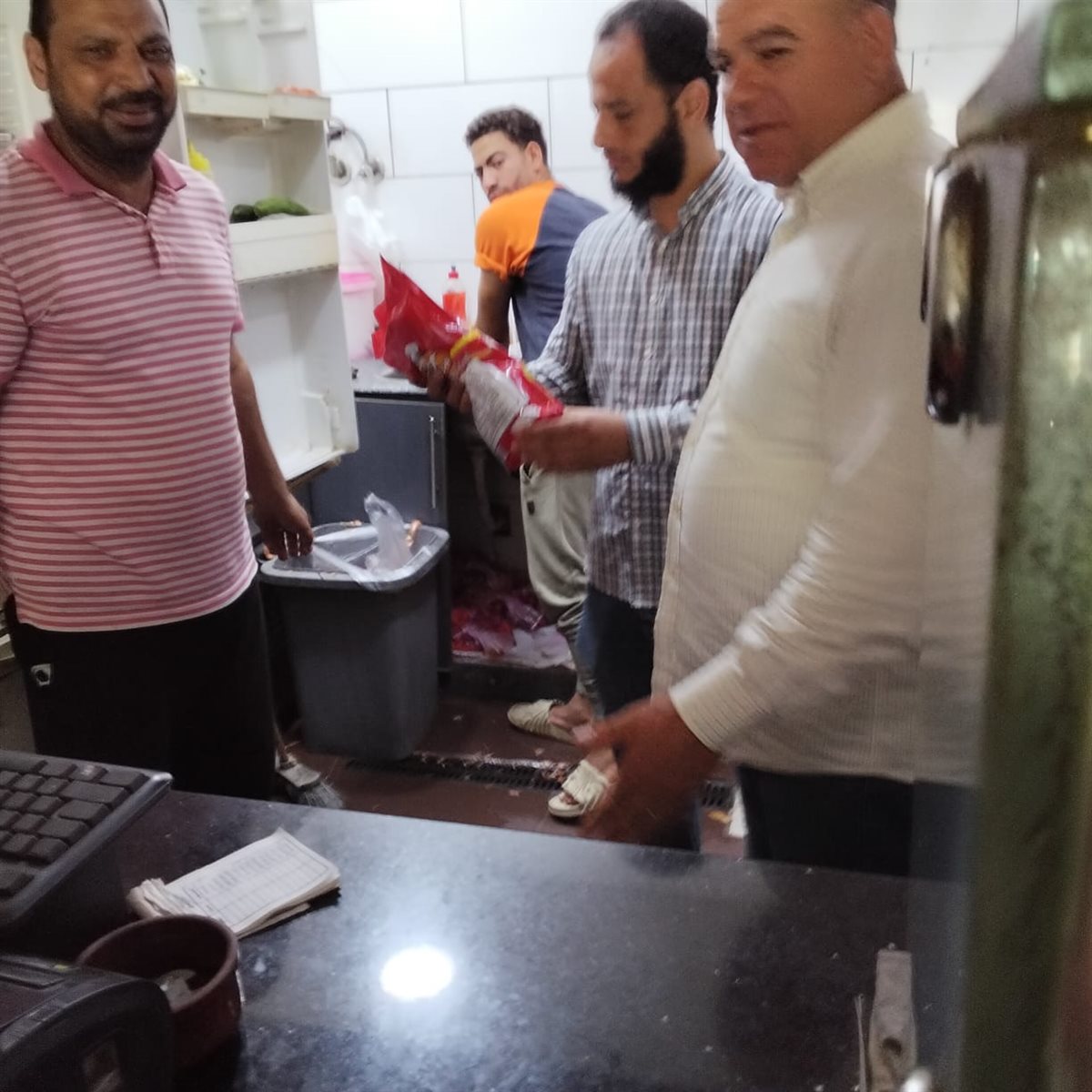 تموين الفيوم ضبط 225 عبوة سجائر مختلفة الأصناف أزيد من السعر ومجهول المصدر <br>