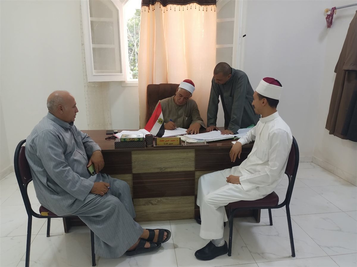 مدير أوقاف الفيوم ويؤكد: التشديد على الانضباط الإداري التام... وكل تحديات شعب مصر العظيم هو مهمتنا الكبرى