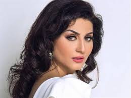 <strong>الفنانة وفاء عامر</strong>