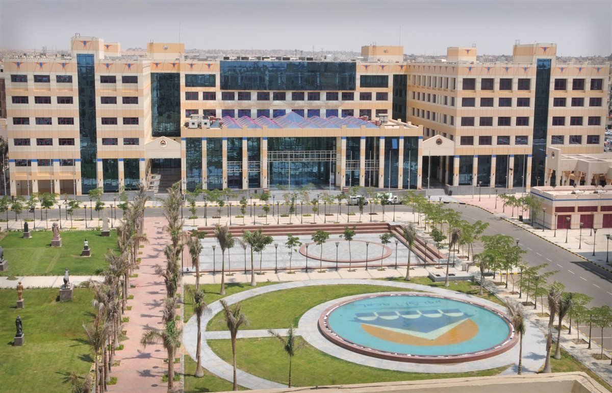 موعد بدء العام الدراسي الجديد لطلاب الجامعات
