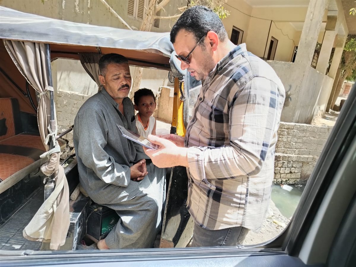 مياه الفيوم تجري استطلاع رأي للمواطنين بعزب منشأة بني عتمان بسنورس