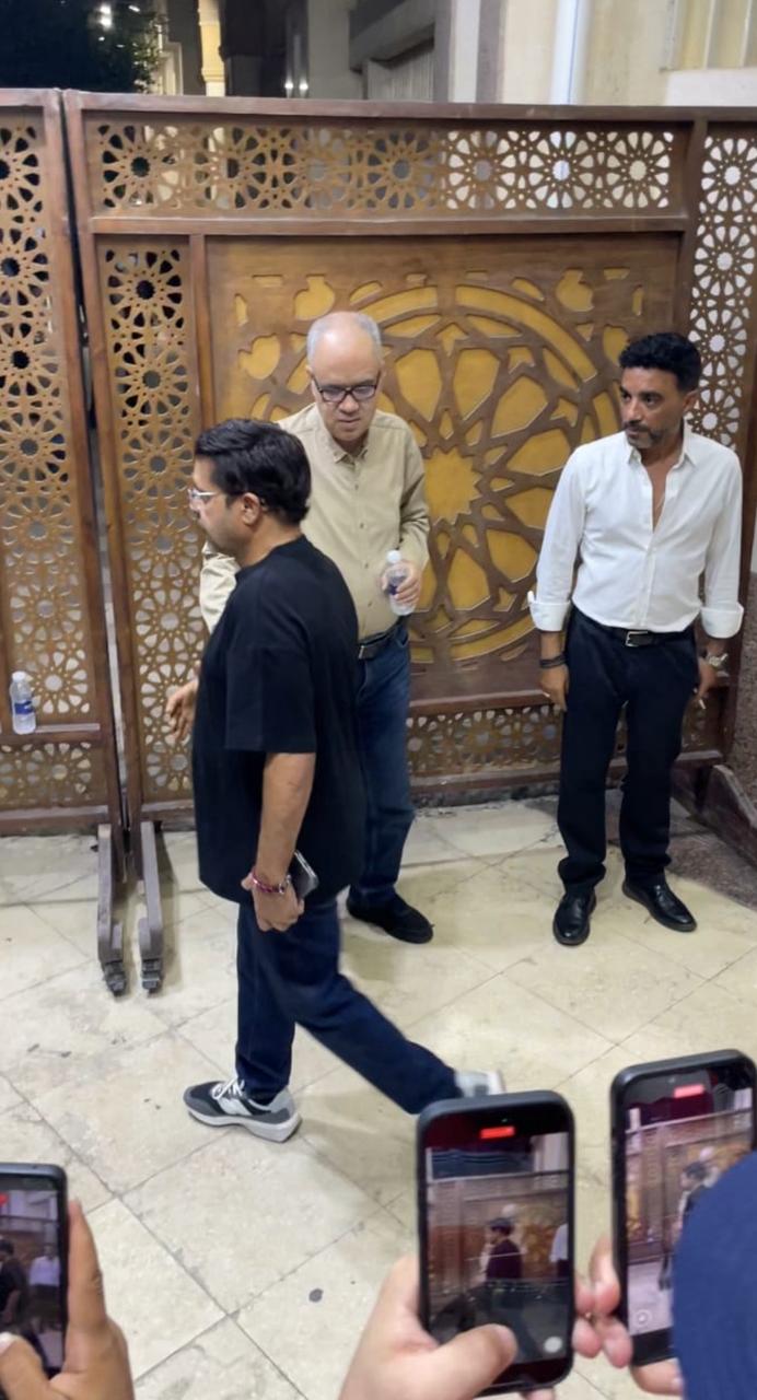 عزاء شقيق المخرج المسرحي الكبير خالد جلال رئيس قطاع الإنتاج الثقافي بمسجد الحامدية الشاذلية