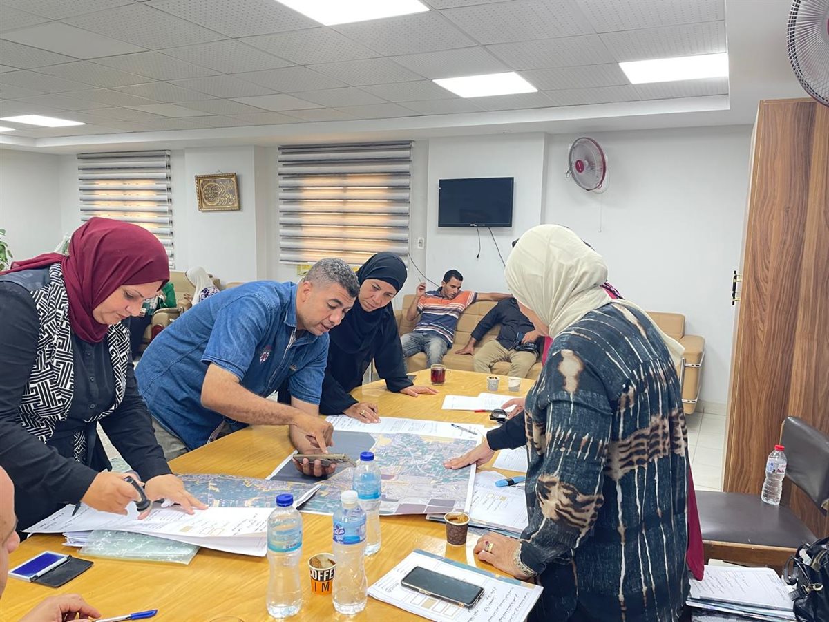 رئيس مركز ابشواى: عرض اللوحات المقدمة لتحديث المخططات الاستراتيجية ل 16 قرية بالمركز