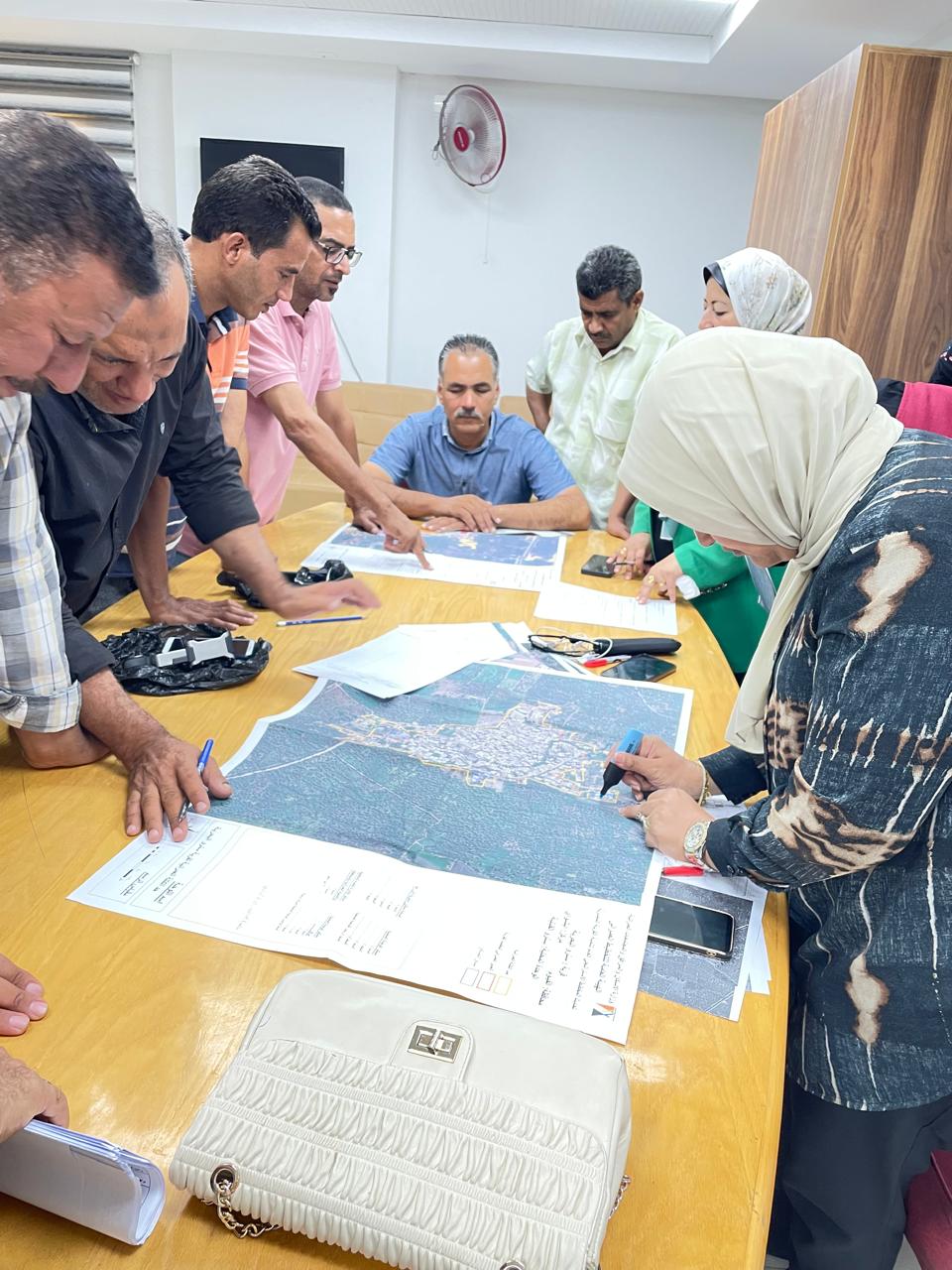 رئيس مركز ابشواى: عرض اللوحات المقدمة لتحديث المخططات الاستراتيجية ل 16 قرية بالمركز