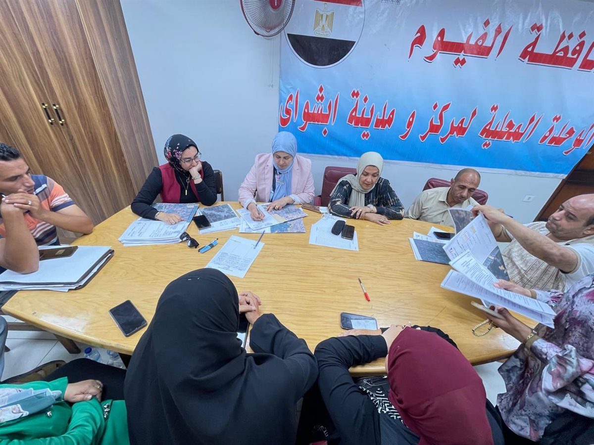 رئيس مركز ابشواى: عرض اللوحات المقدمة لتحديث المخططات الاستراتيجية ل 16 قرية بالمركز