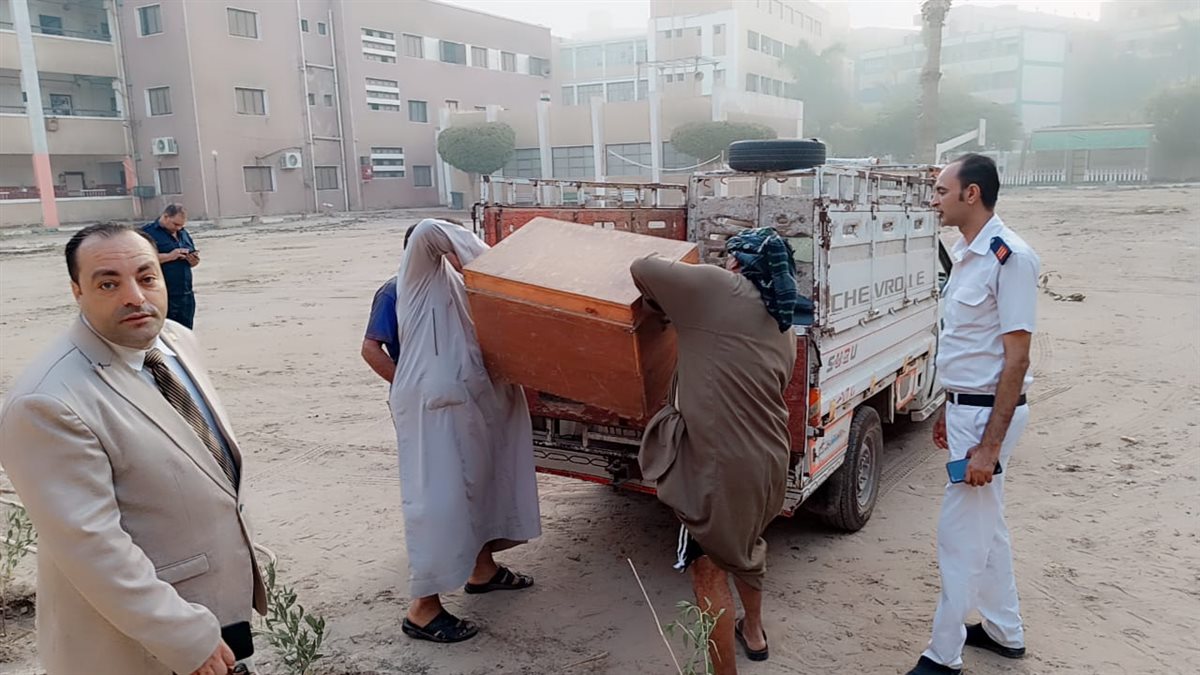 قبيصي : يتابع مركز توزيع أسئلة الشهادة الإعدادية في مادتي العلوم والكمبيوتر وتكنولوجيا المعلومات