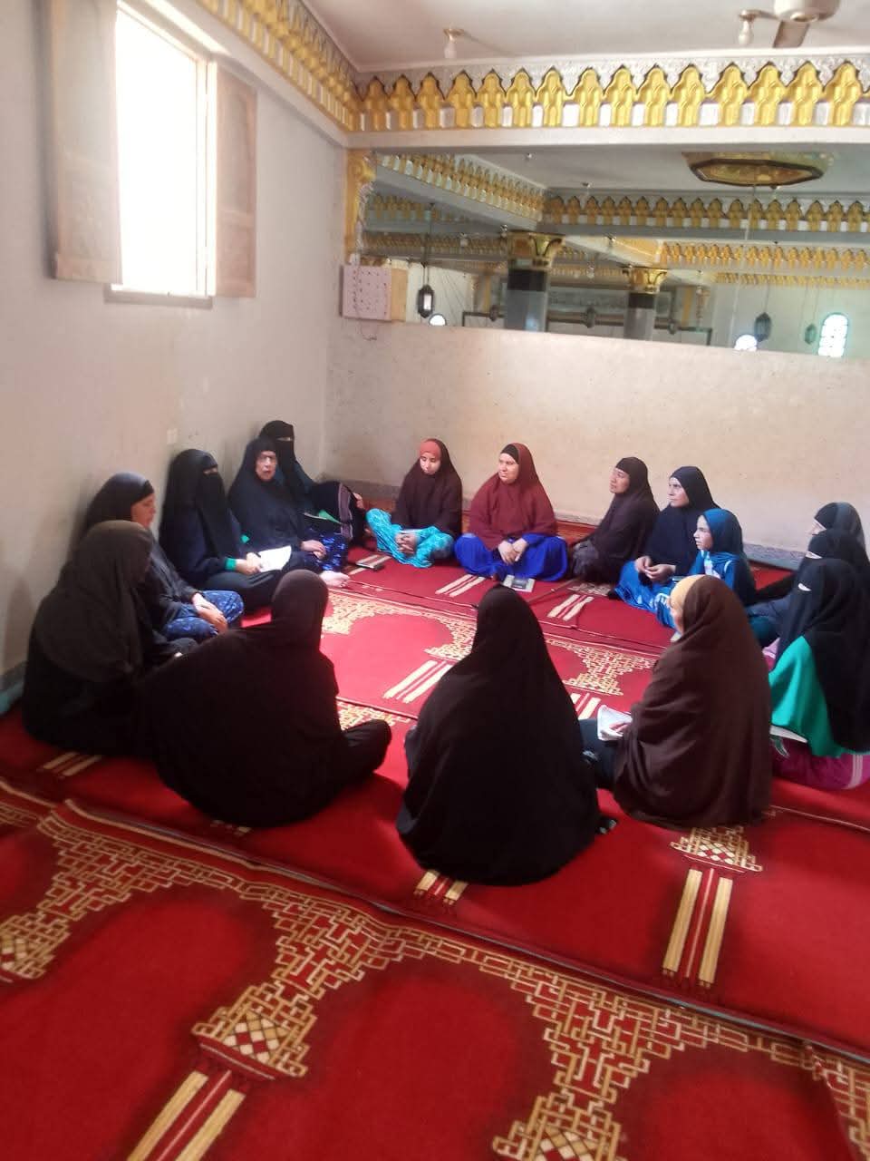 العلاقة الزوجية يجب أن تكون قائمة على المحبة والصدق والأمانة