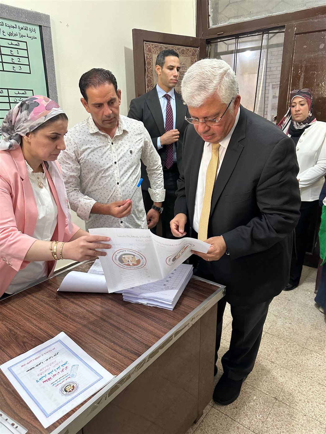 الدكتور أيمن عاشور، وزير التعليم العالي والبحث العلمي