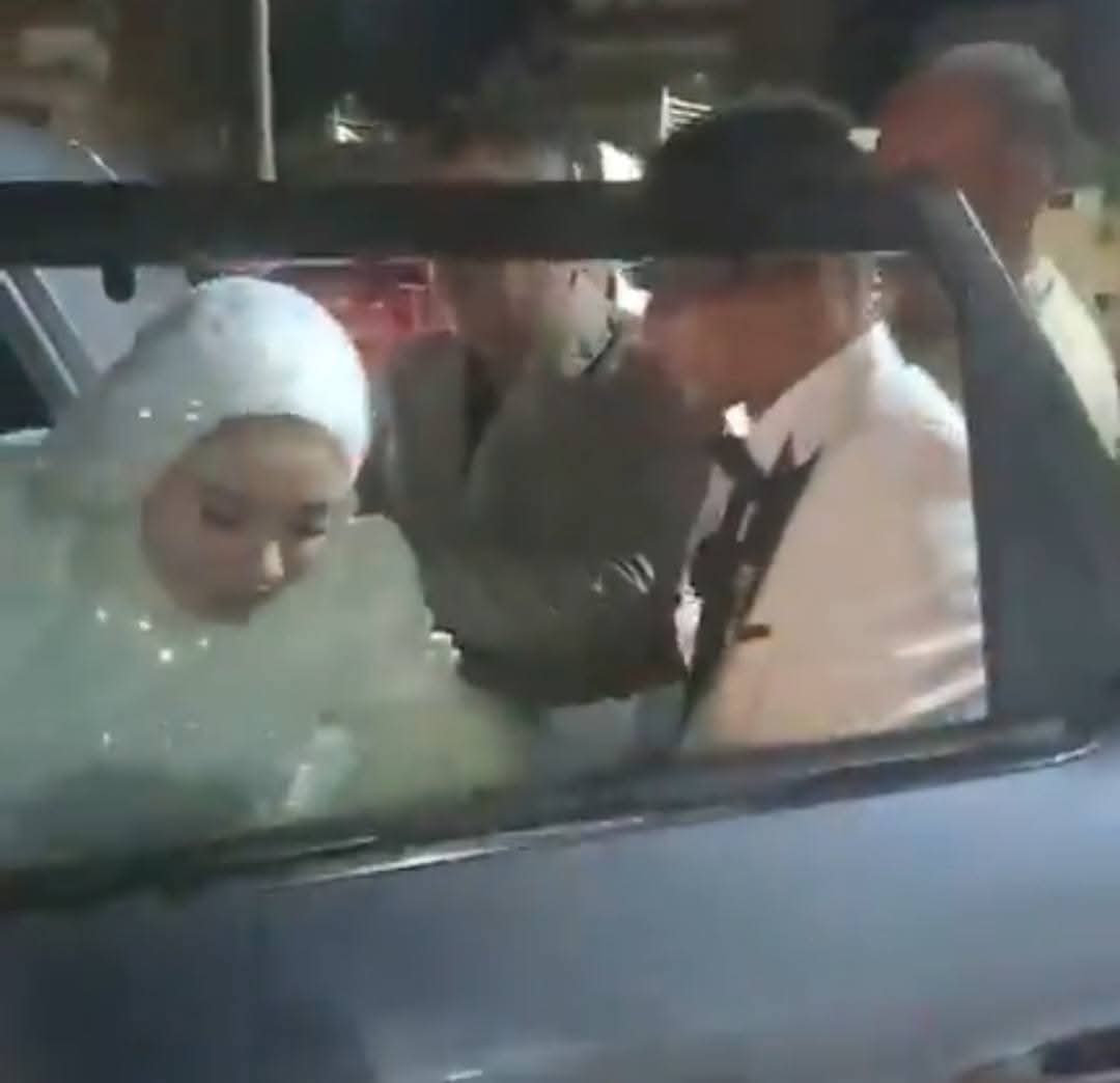 بالطبل والمزمار.. زفاف عروسان أمام لجنة بالفيوم في إنتخابات مجلس الشيوخ