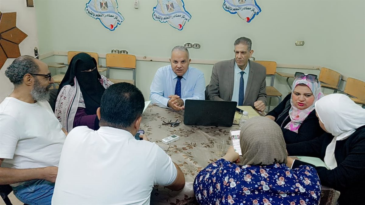قبيصي: يتابع لجان امتحانات الدور الثاني للشهادة الإعدادية من غرفة العمليات الرئيسية بالمديرية 2025