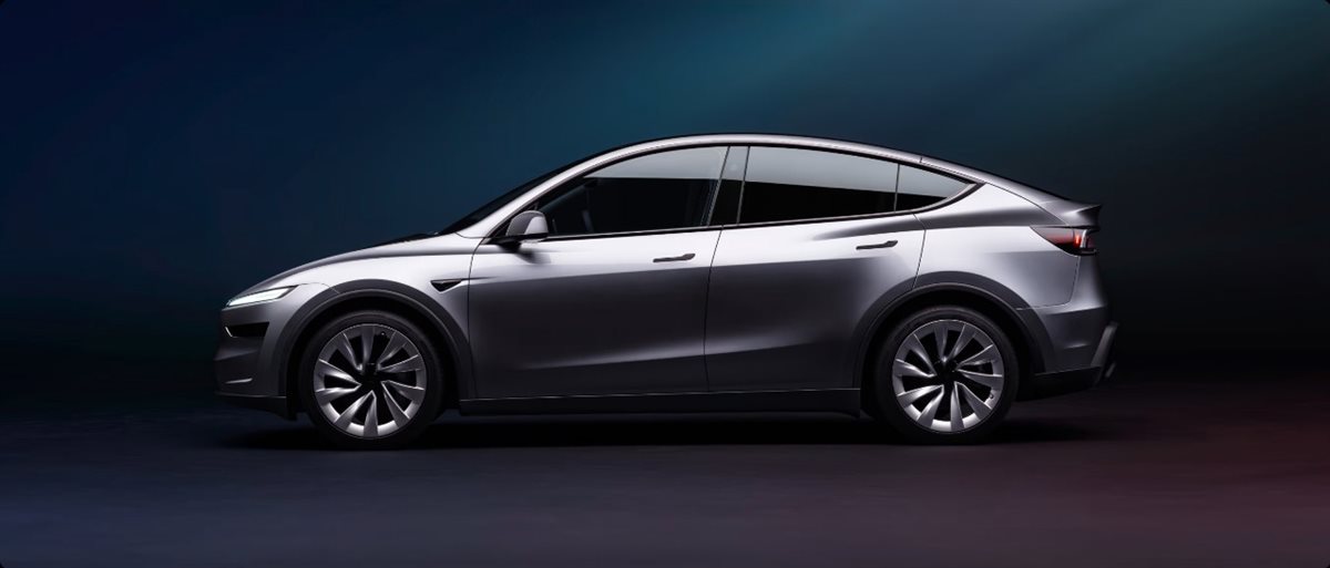  Model Y Juniper 2025