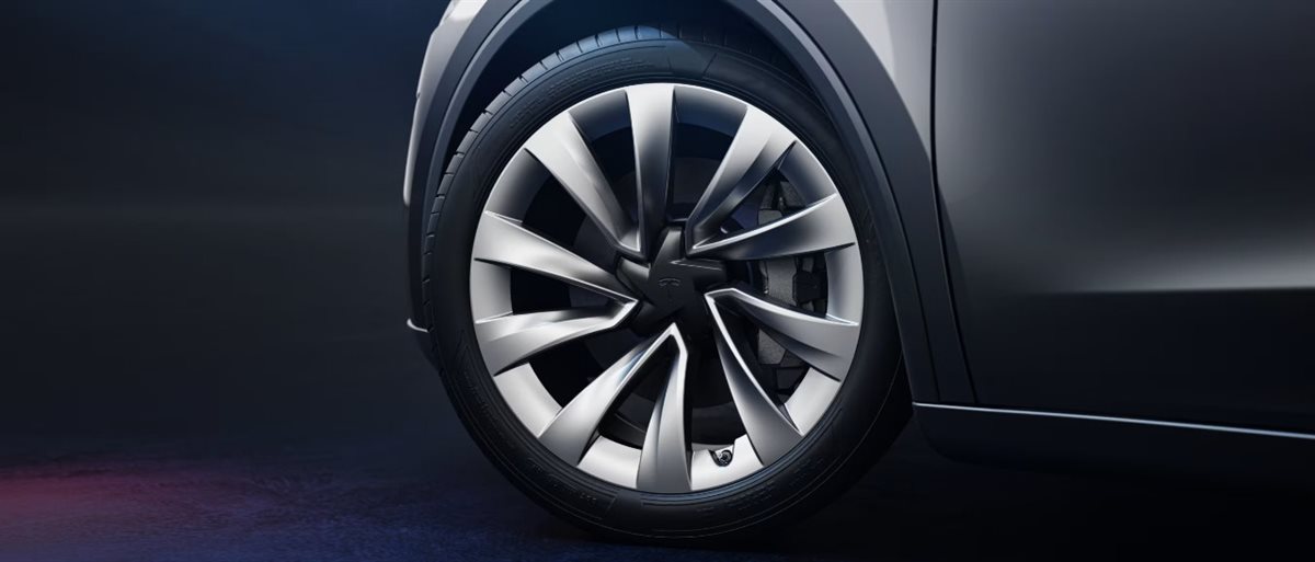  Model Y Juniper 2025