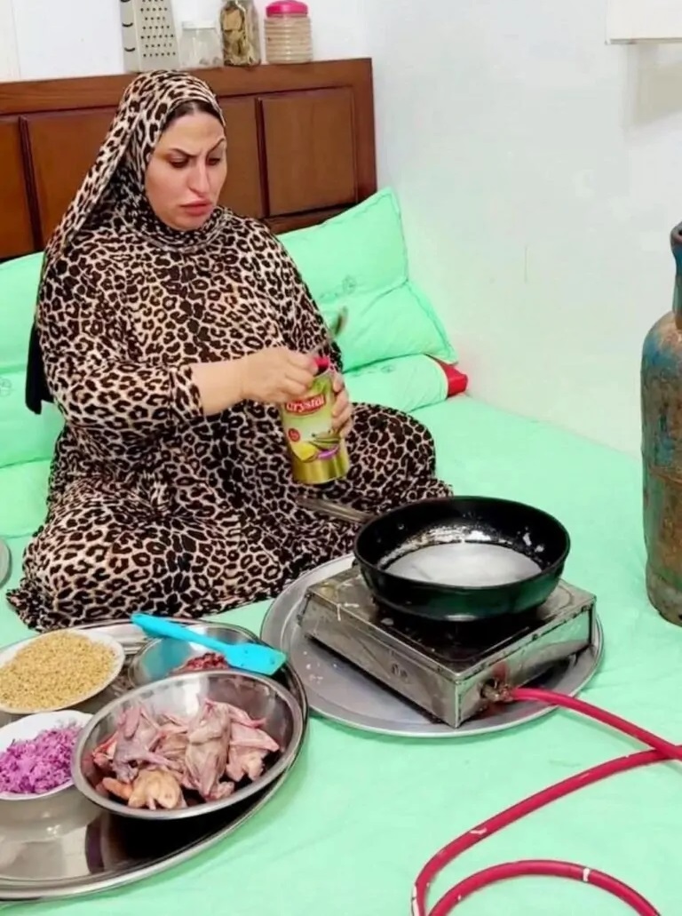 <strong>ملامح البلوجر نعمة أم إبراهيم الحقيقية</strong>