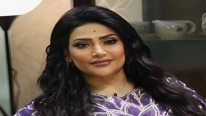 <strong>الفنانة بدرية طلبة</strong>