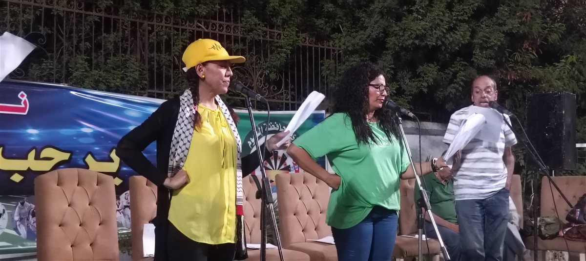 بحضور عدد من الفنانين “مسرح المنوعات” نادى محافظة الفيوم الرياضى <br>    