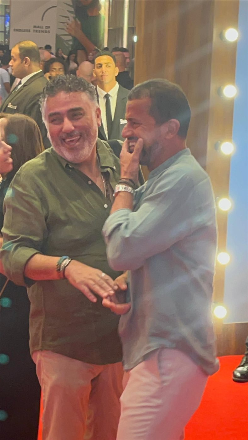 تامر حبيب في العرض الخاص لفيلم درويش بإحدى السينمات بمدينة السادس من أكتوبر 