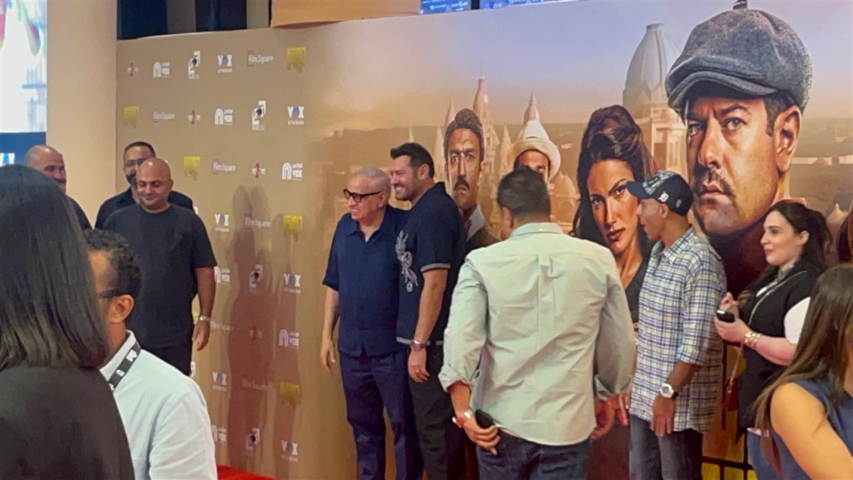 تامر حبيب في العرض الخاص لفيلم درويش بإحدى السينمات بمدينة السادس من أكتوبر 