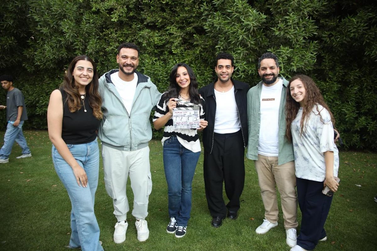 كواليس تصوير حكاية فلاش باك من مسلسل ما تراه ليس كما يبدو