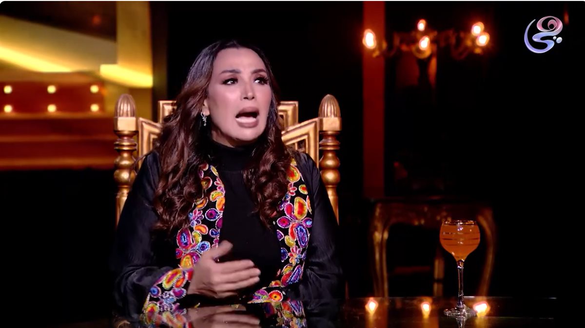 الفنانة صفاء جلال