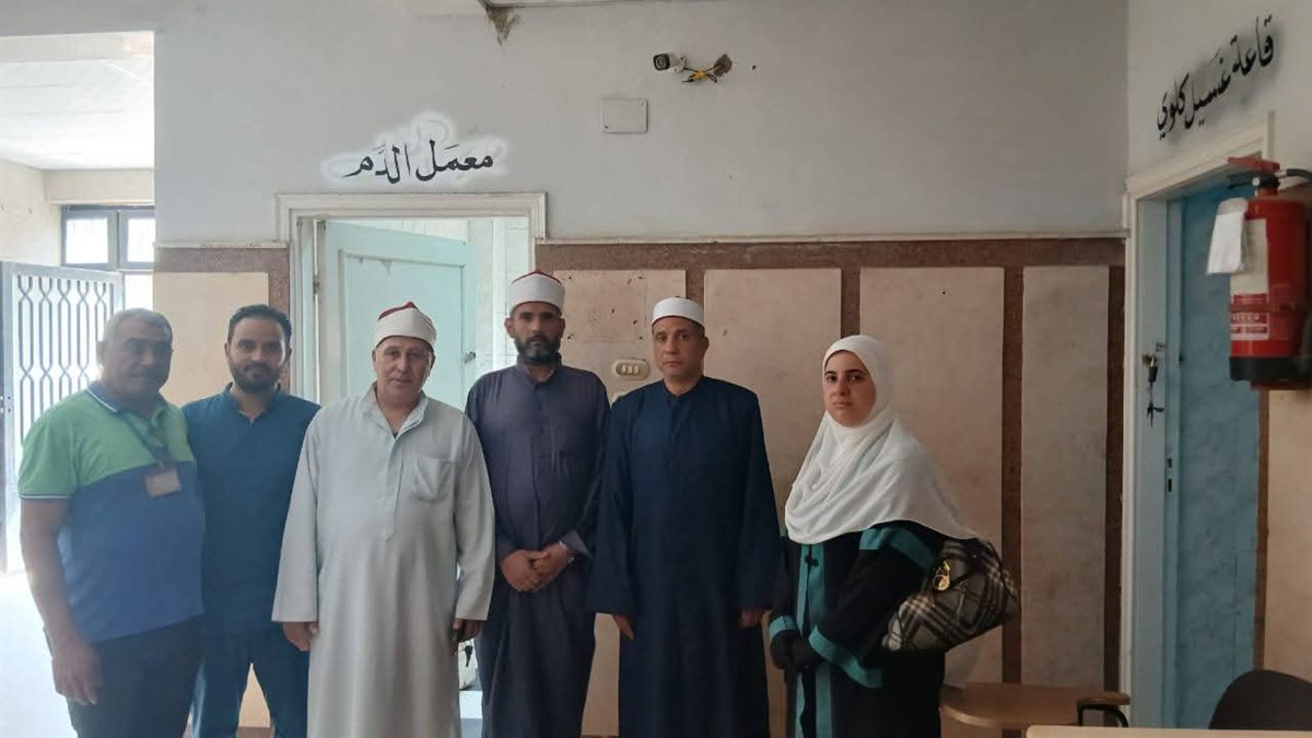 قوافل الرحمة والمواساة تواصل نشاطها بأوقاف الفيوم بزيارة مستشفى فيديمين المركزي