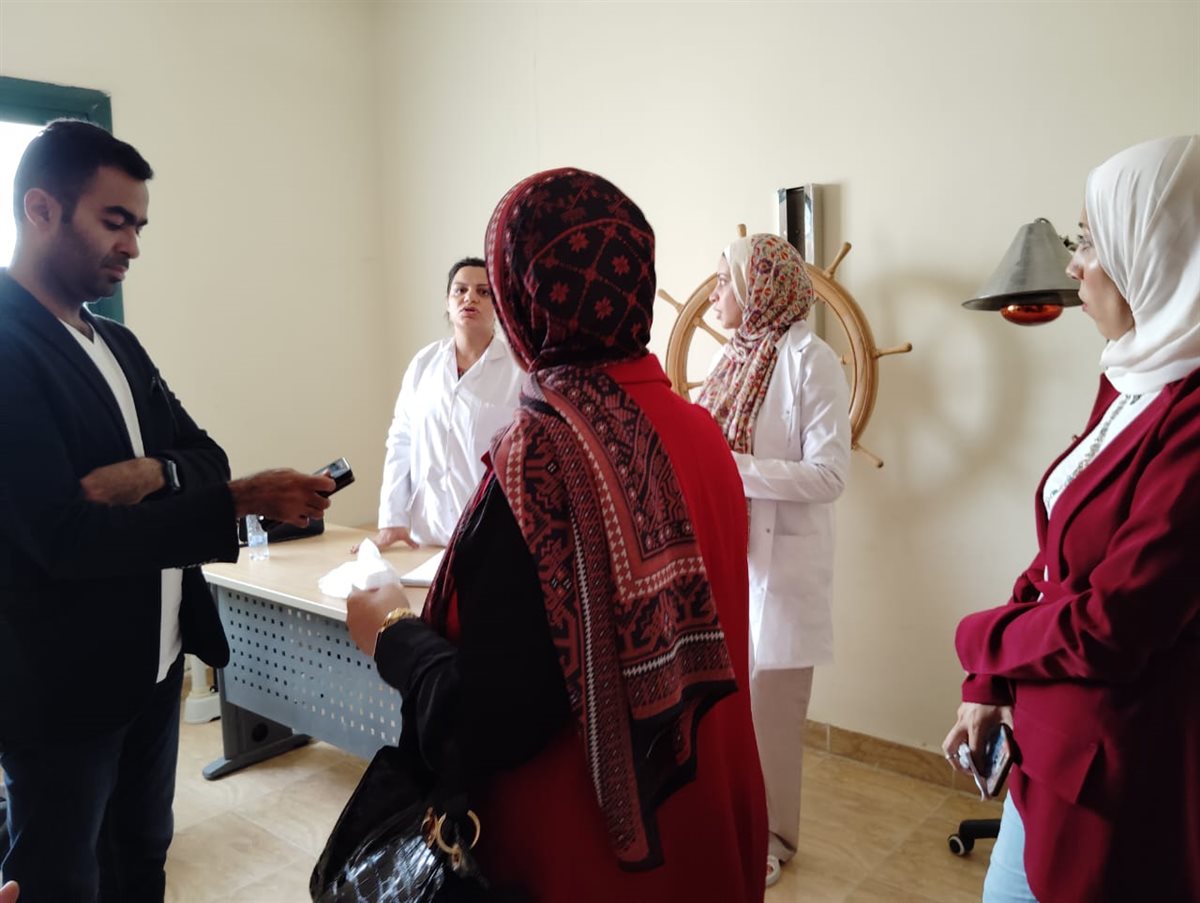 وكيل وزارة الصحة يتفقد بعض وحدات مركز الفيوم للاطمئنان على سير العمل