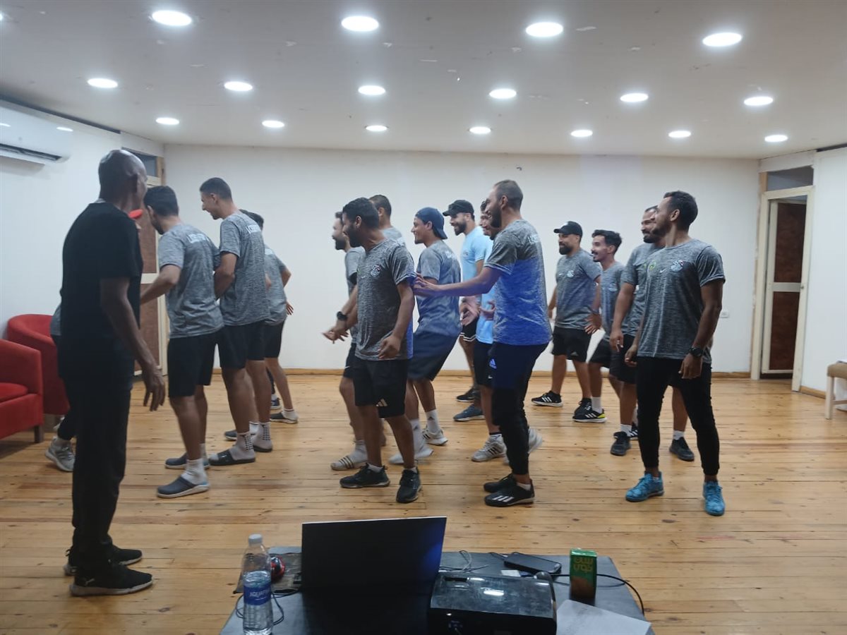 تواصل فعاليات دورة مدربي كرة القدم بالفيوم للحصول على الرخصة الافريقية D