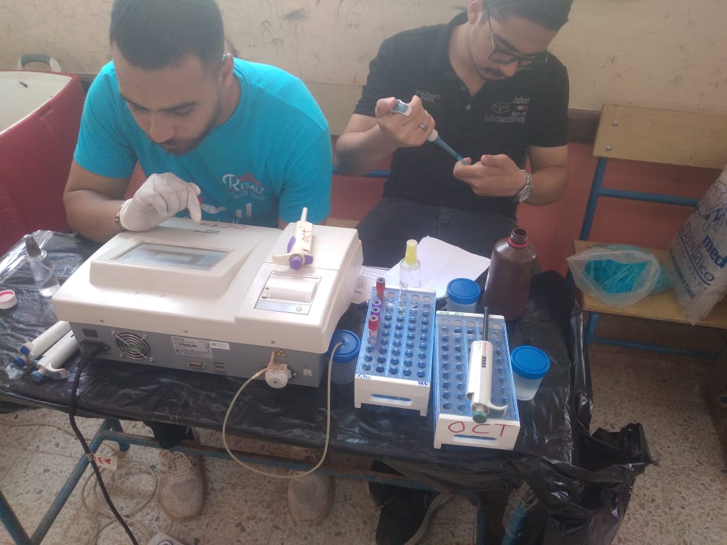 تعليم الفيوم: قافلة طبية بمدرسة أبو بكر الباسل بإطسا بالتعاون مع جمعية رسالة