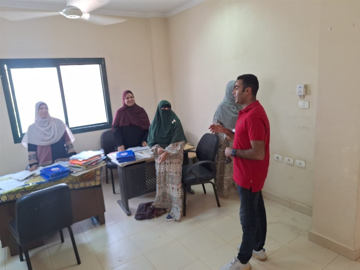 وكيل الصحة يفاجئ مستشفى الحميات والفيوم العام ويطمئن على جاهزية وحدة العامرية للاعتماد