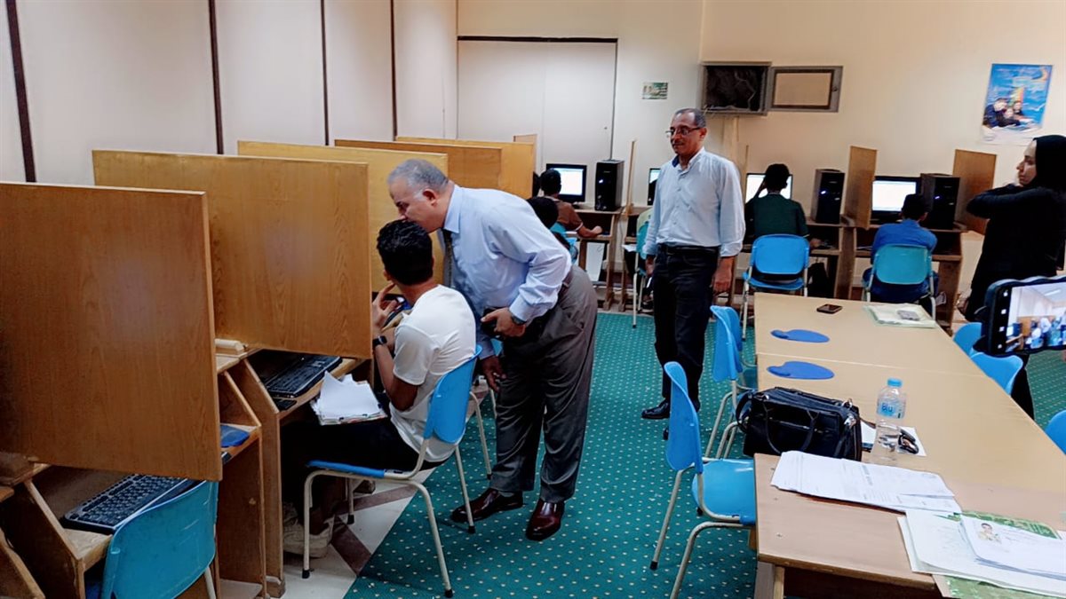 388 طالب متقدم لأختبارات مدارس المتفوقين في العلوم والتكنولوجيا (STEM) بالفيوم