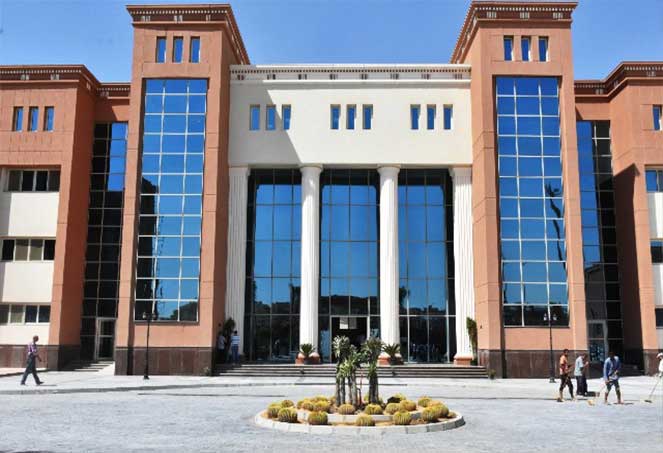 جامعة اللوتس الخاصة 