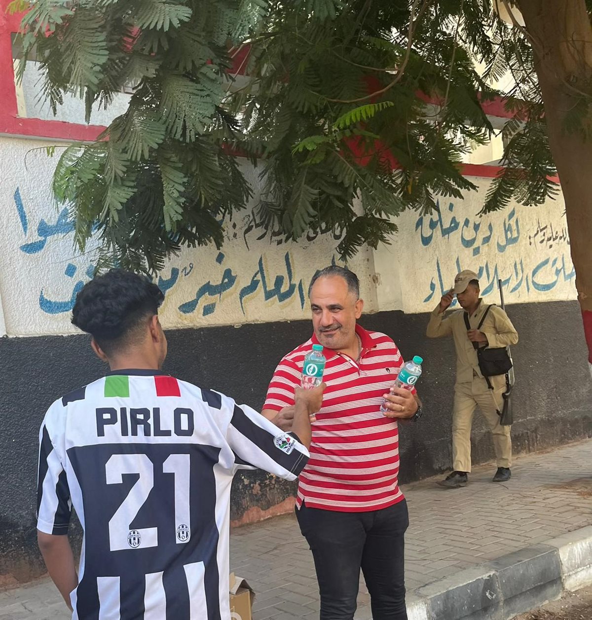 مياه وشيكولاتة لطلاب الثانوية العامة 