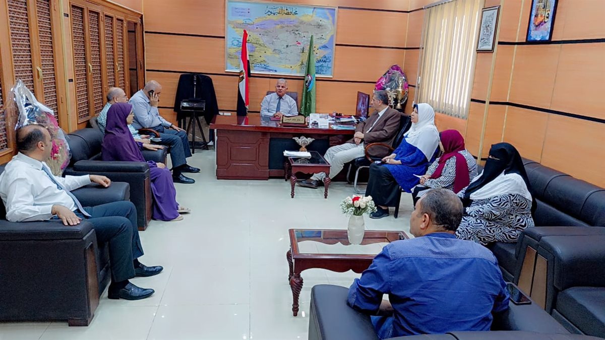 قبيصي : يجتمع بإدارة التنسيق العام والفني بالمديرية لمناقشة آليات لجنة الندب والنقل