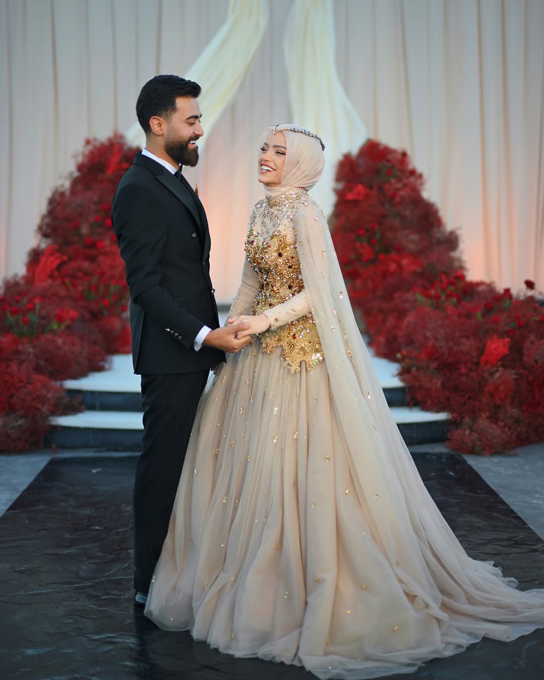 عبير الصغير وخطيبها