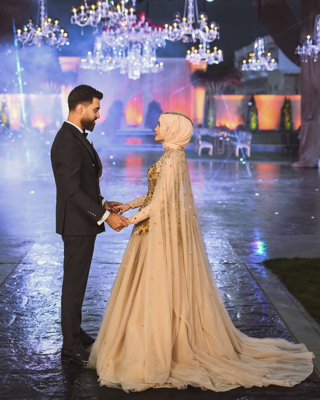 عبير الصغير وخطيبها