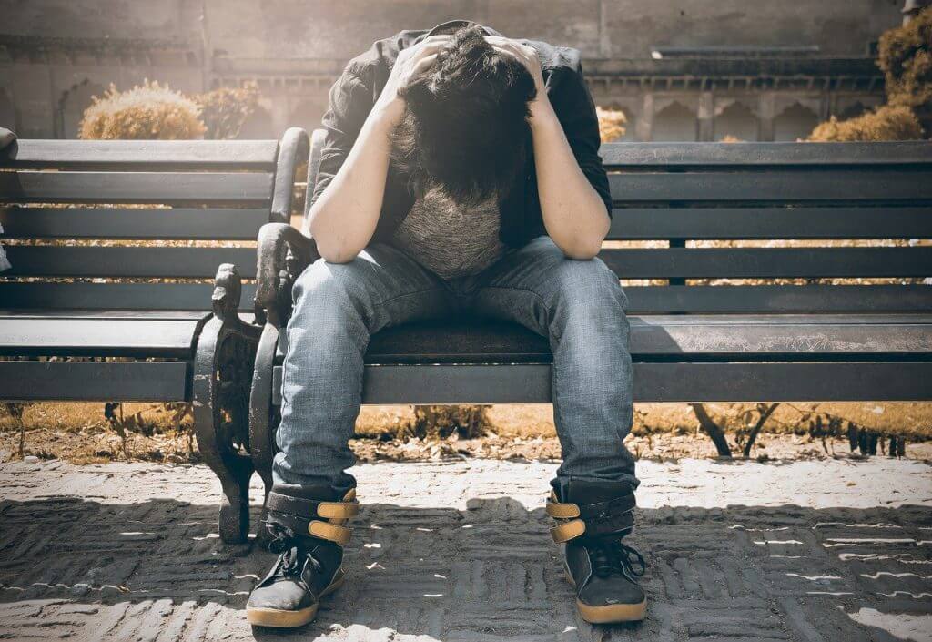<strong>ما سبب التفكير الزائد وكيف يؤثر على حياتك اليومية بشكل سلبي</strong>