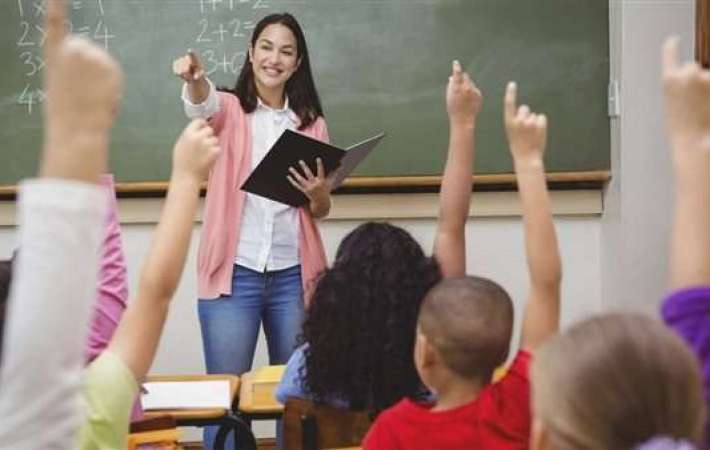 مسابقة 30 ألف معلم مساعد 2025