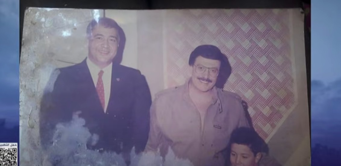 <strong>طفولة محمد ثروت</strong>
